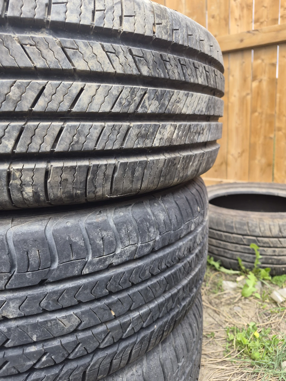 3 summer tires 225,60,16