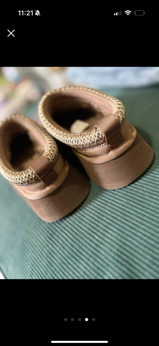 Ugg Women's Slippers - photo 4
