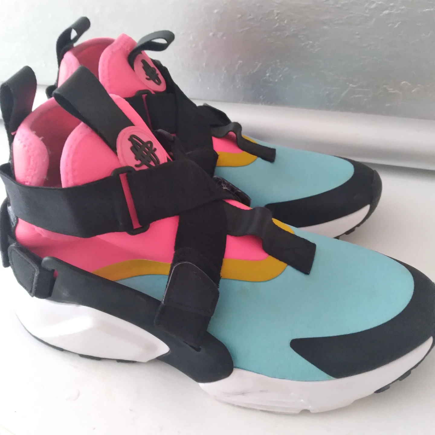 Nike Air Women's Shoes - photo 2