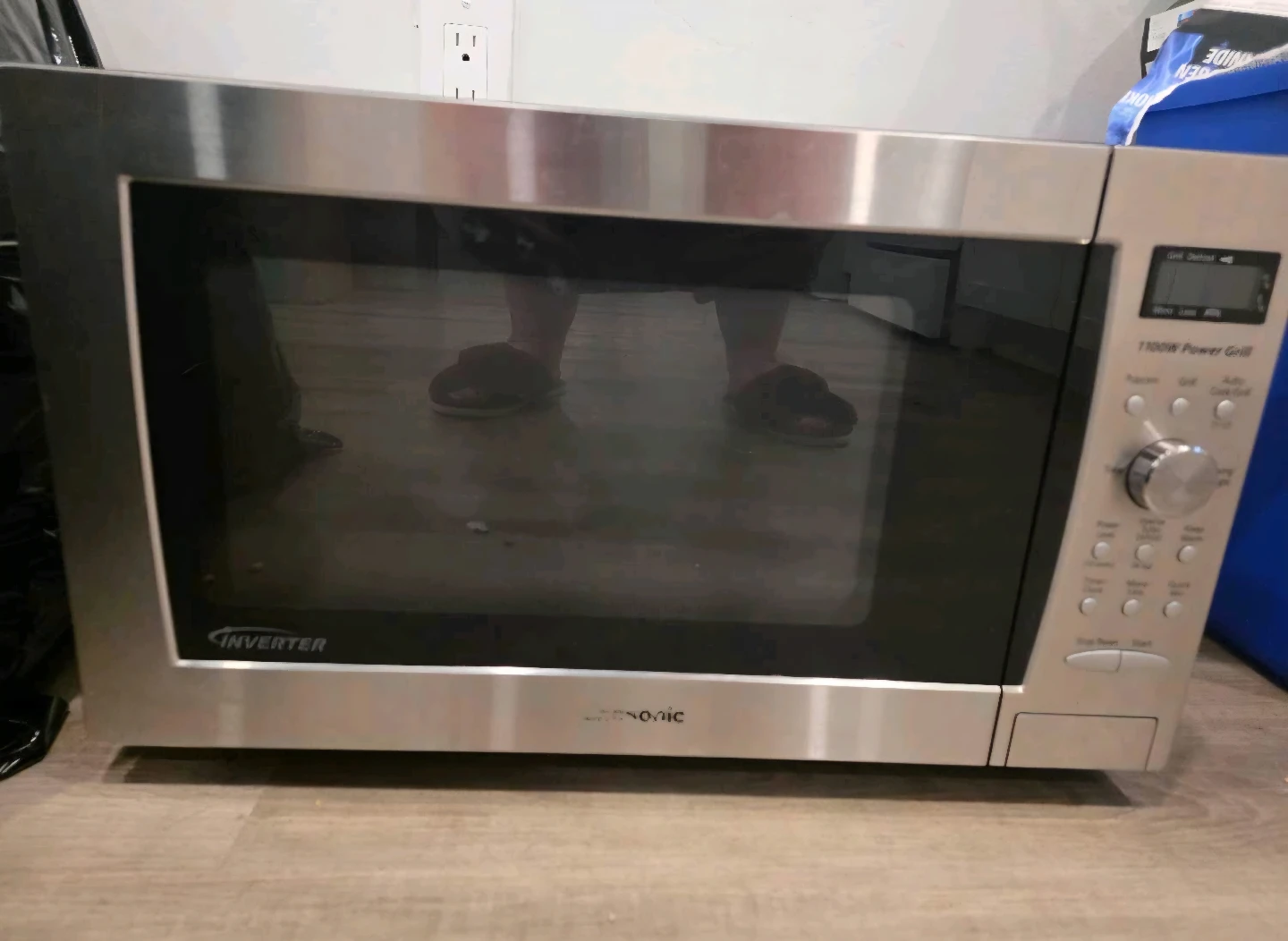 Sharp 1100W Power Grill Microwave Oven