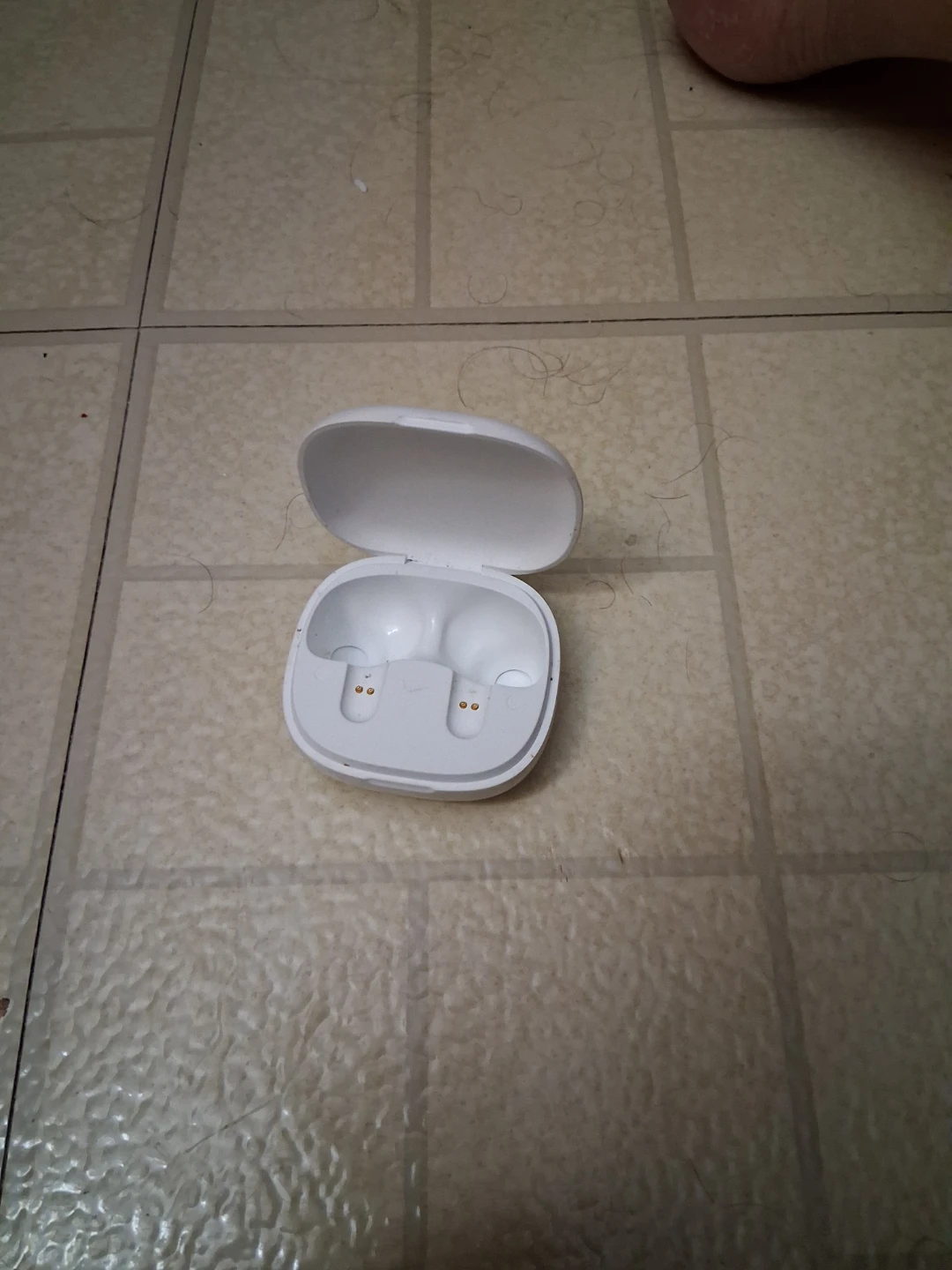 Soundcore P20i Wireless Earbud Charging Case - photo 3