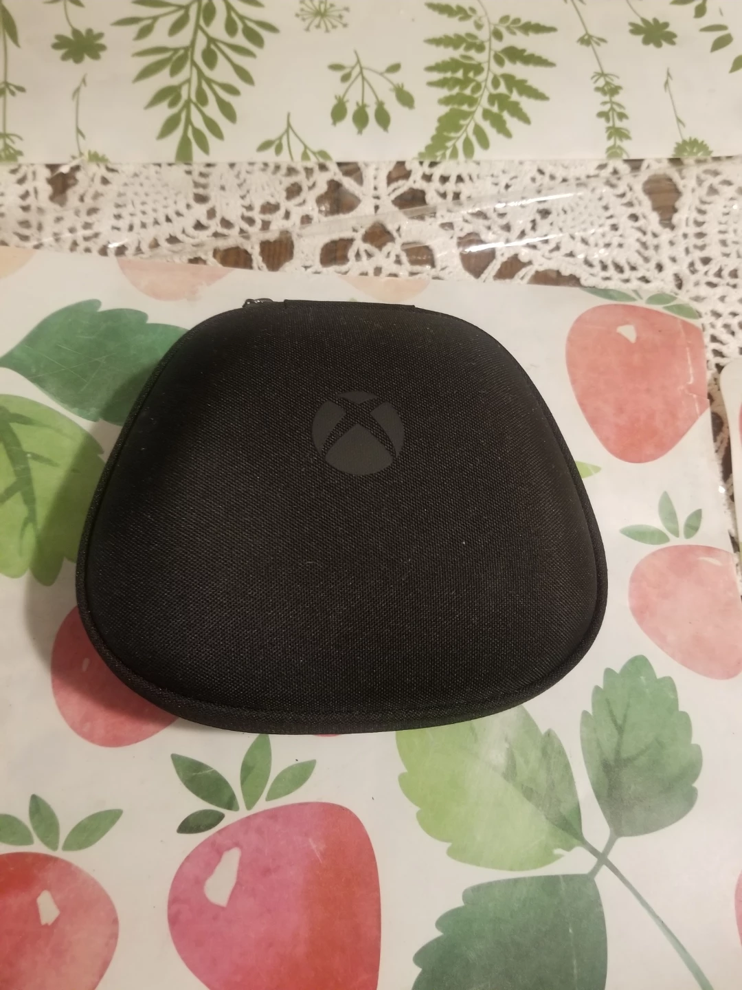 (Damaged) Xbox Elite Controller Series 2 with Case