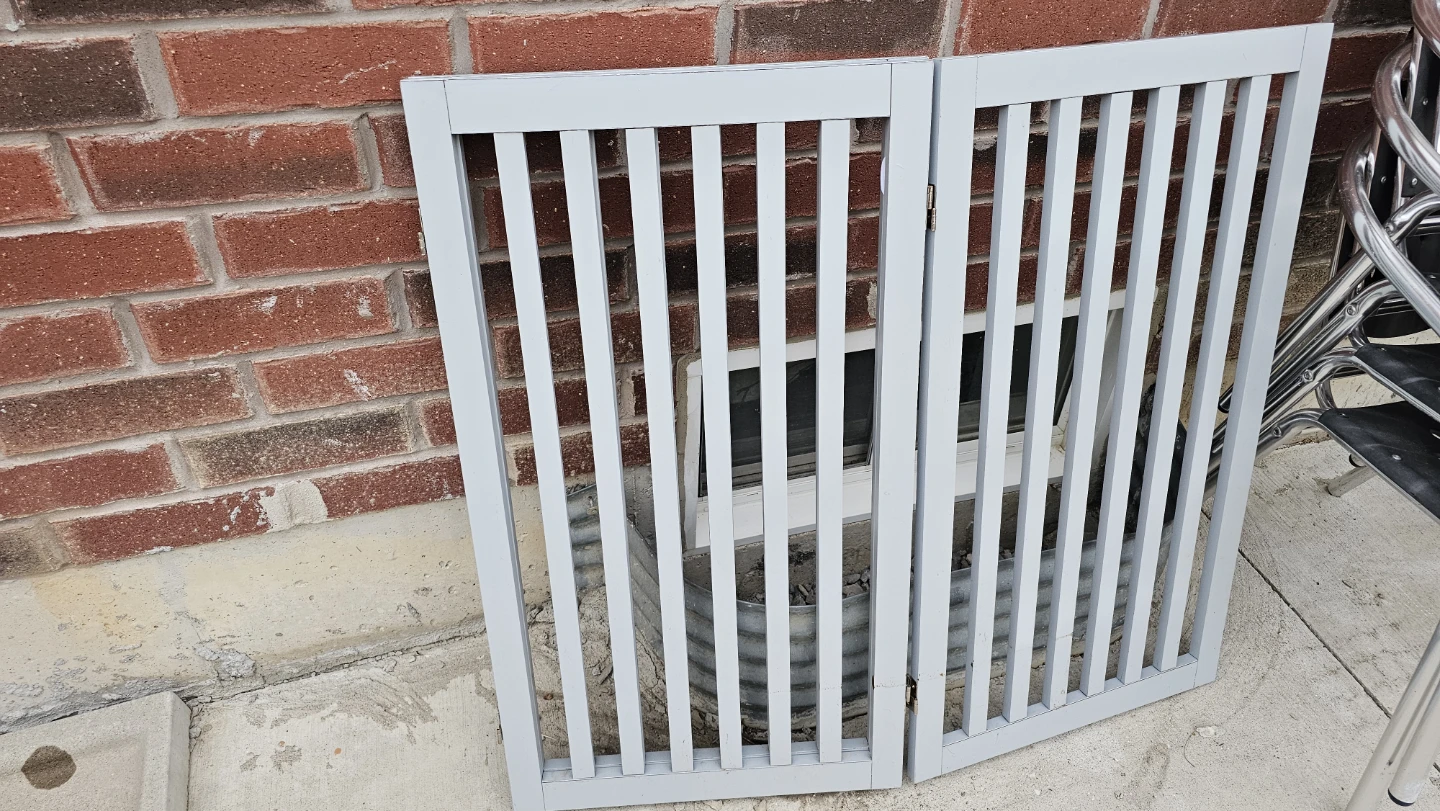 Grey Wooden Pet Gate - photo 2