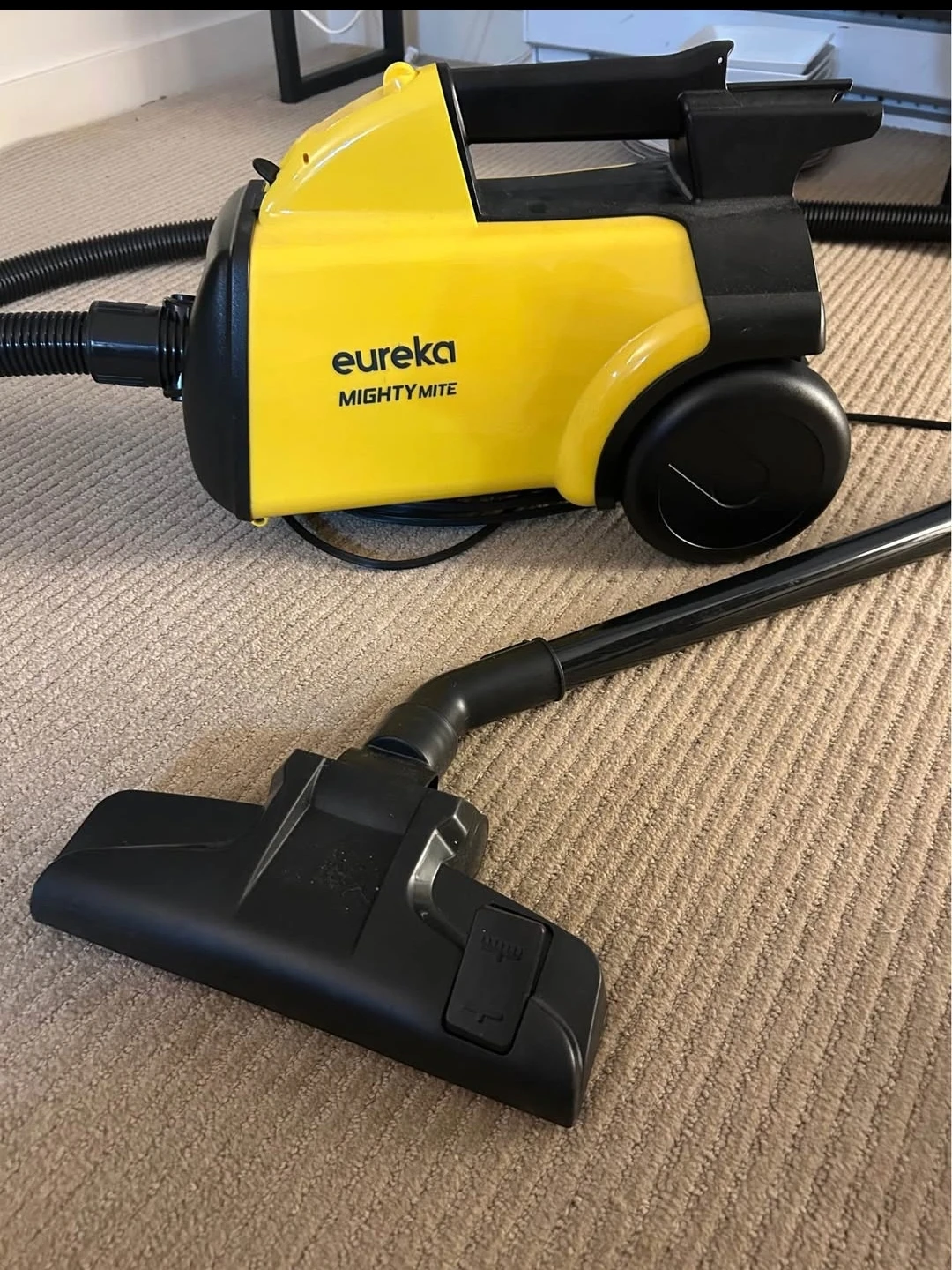 Vacuum Cleaner - photo 3