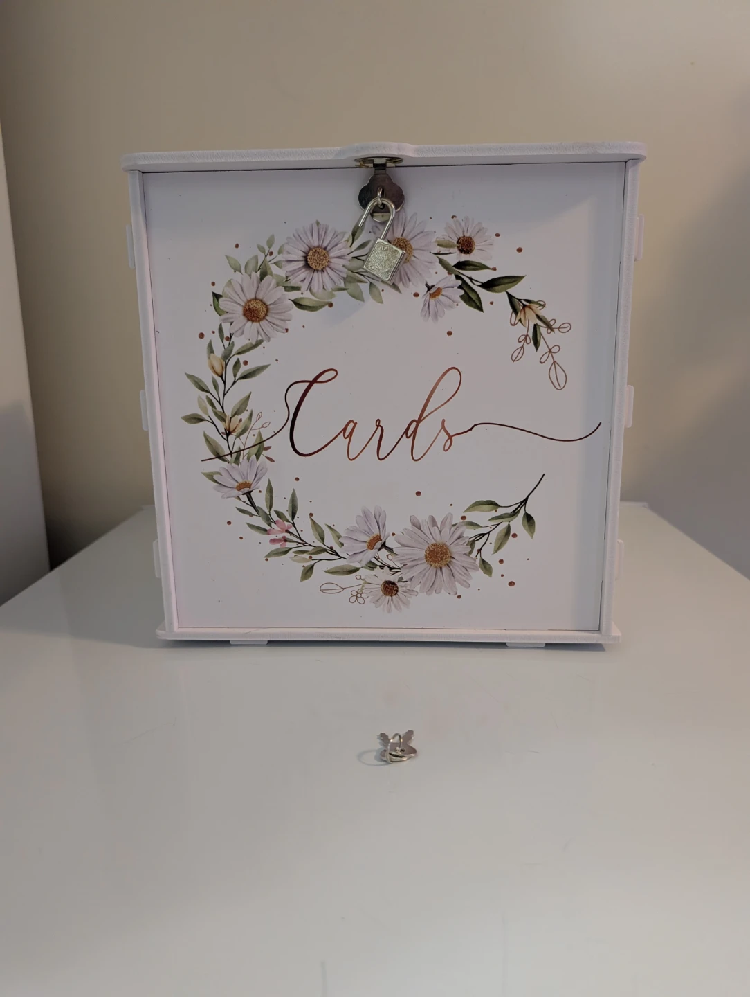 Wedding Card Box with Daisy Wreath Design