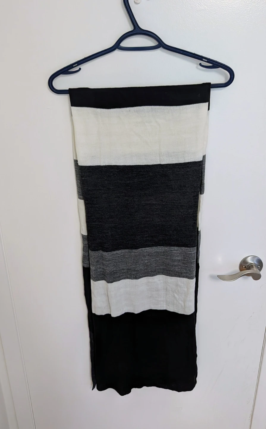 Striped Scarf - photo 2