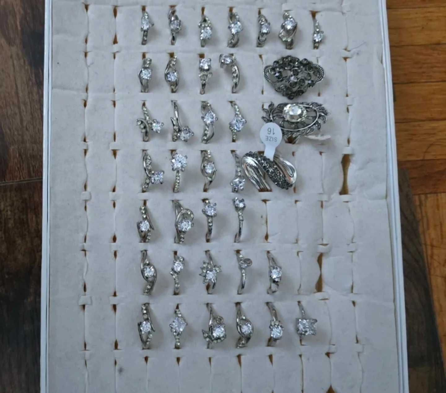 NEW $15 FOR Lot of assorted rings - photo 3