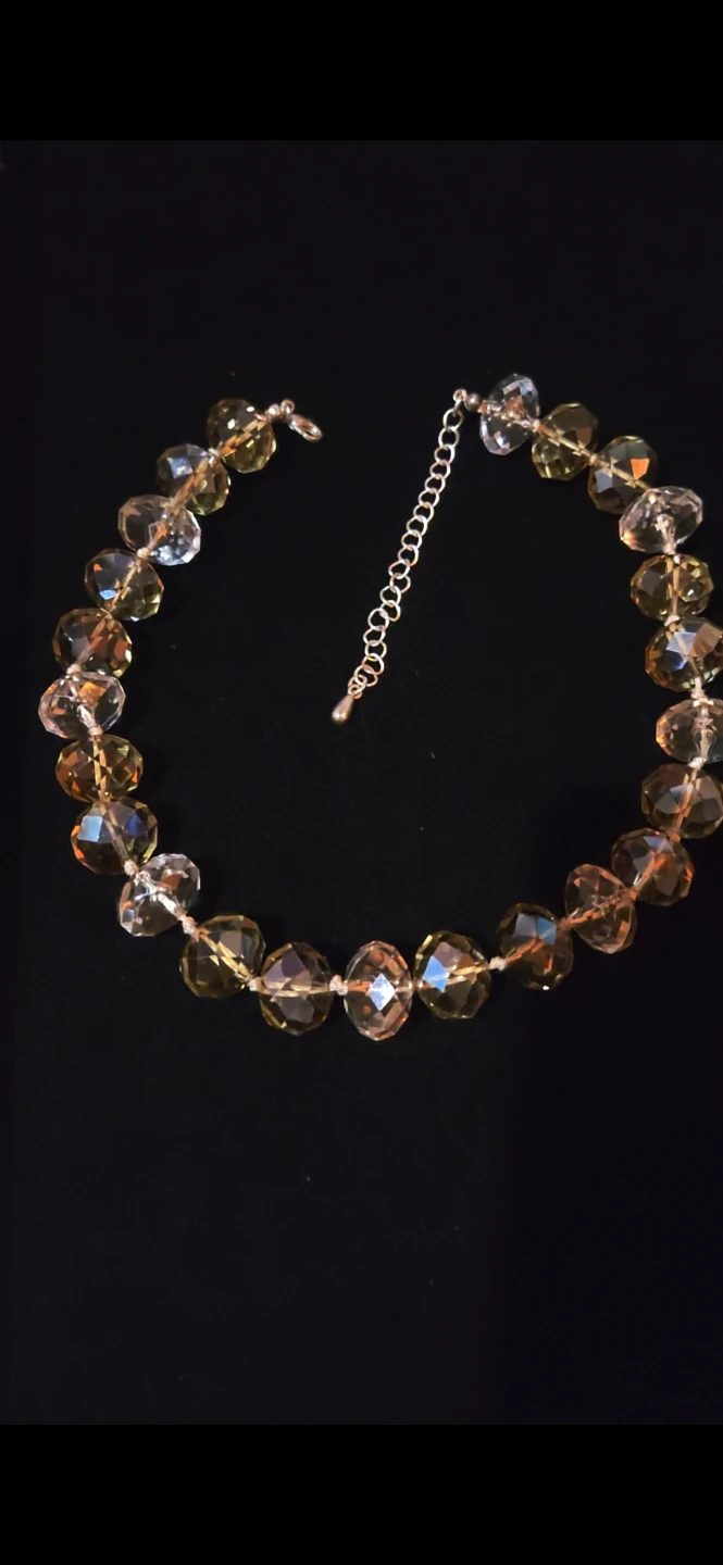 Large faucetted honey Austrian crystal necklace (heavy)
