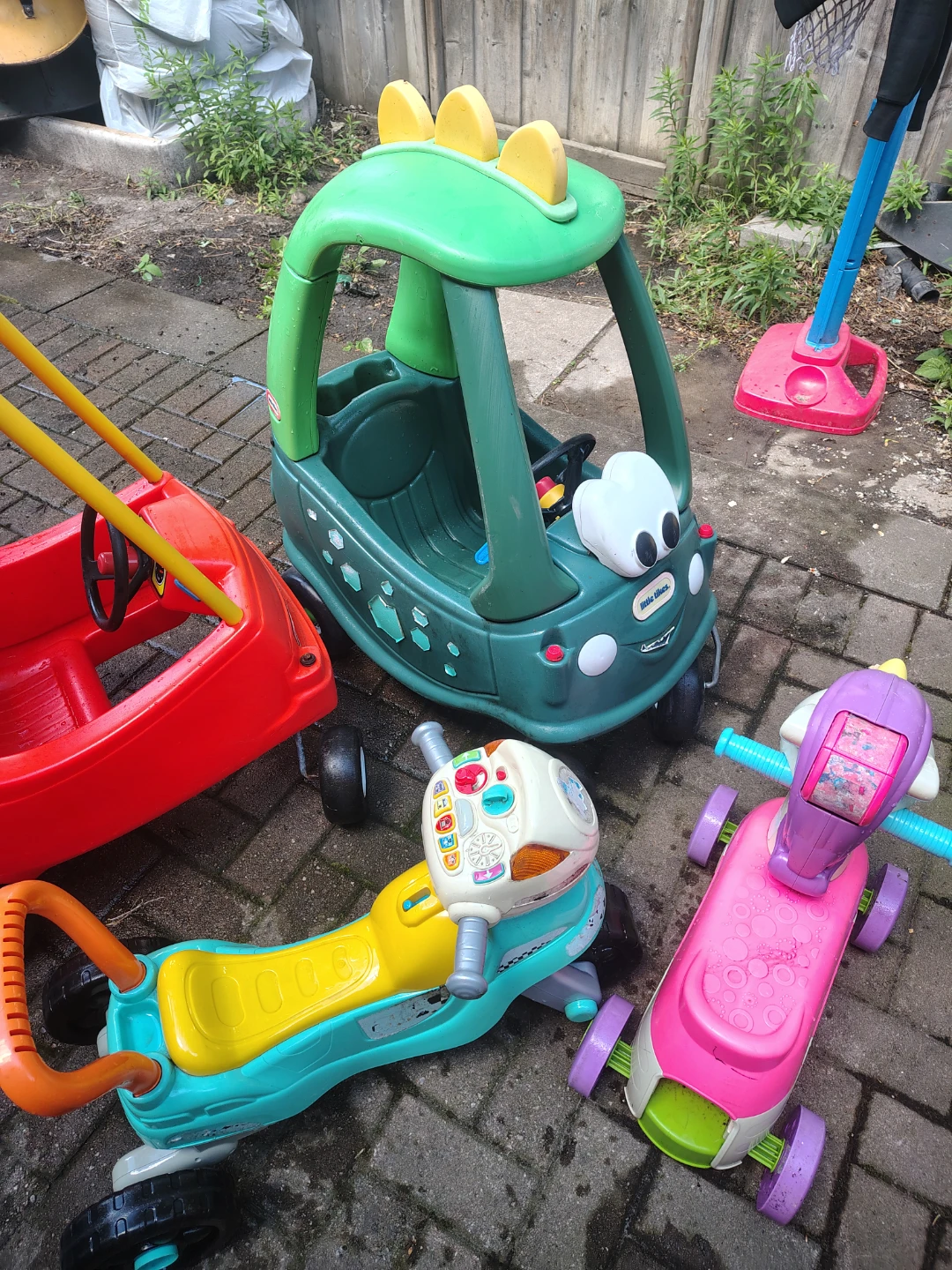 Little Tikes Cozy Coupe & Ride-On Toys
