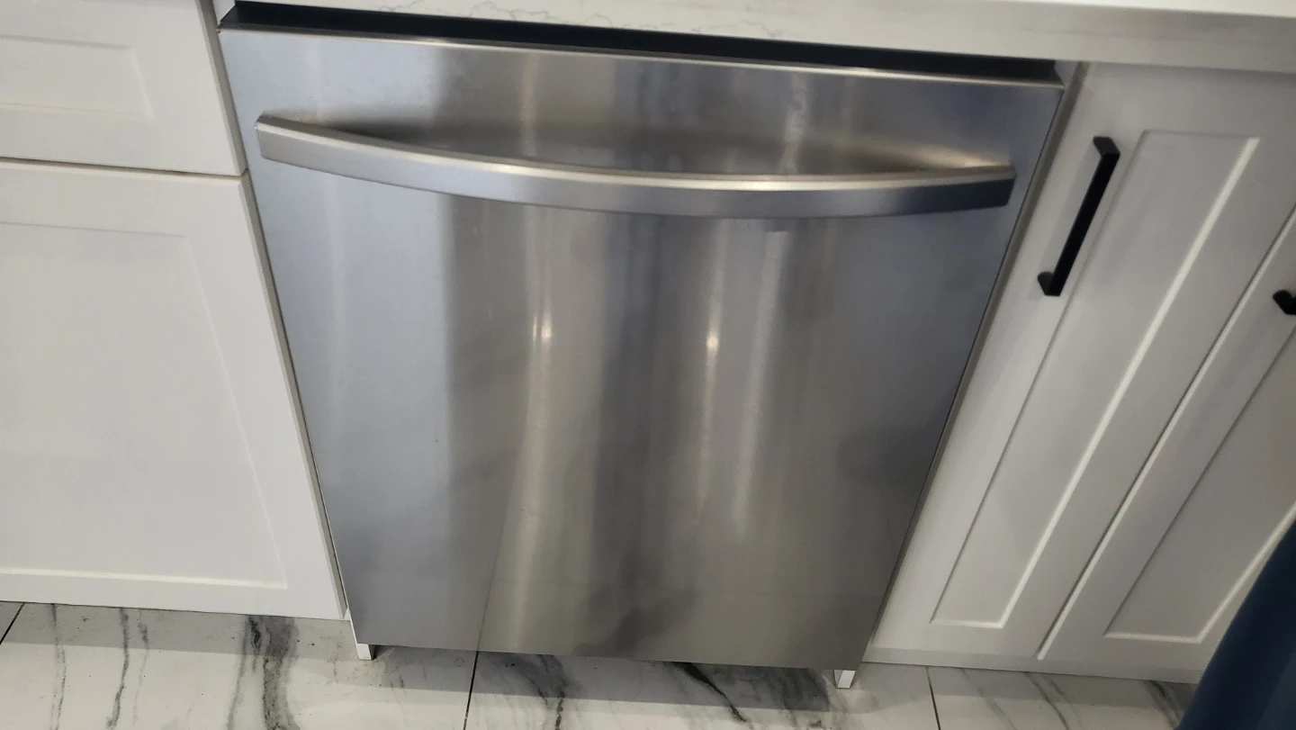 24" Samsung Dishwasher like new