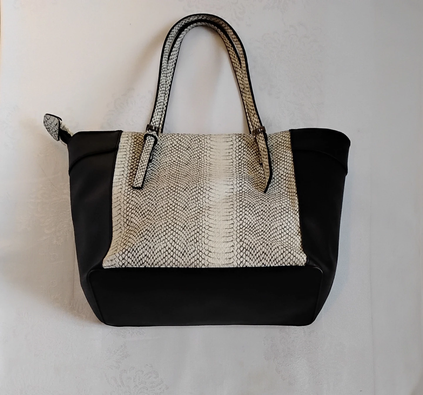 Ladies Genuine Leather Handbag - photo 2