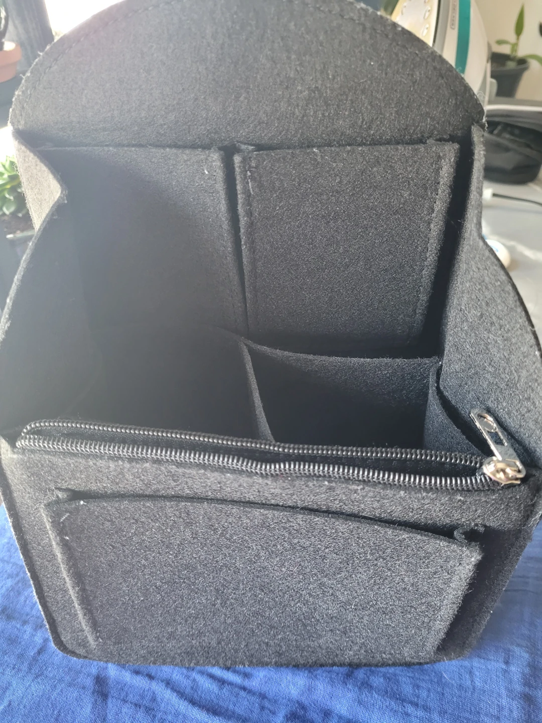 Black Felt Organizer Bag - photo 3