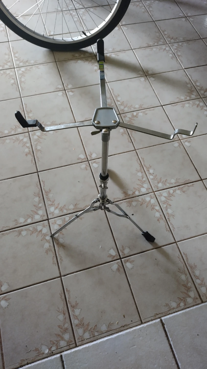 Metal Tripod Stand with Adjustable Height Snare Drum Stand