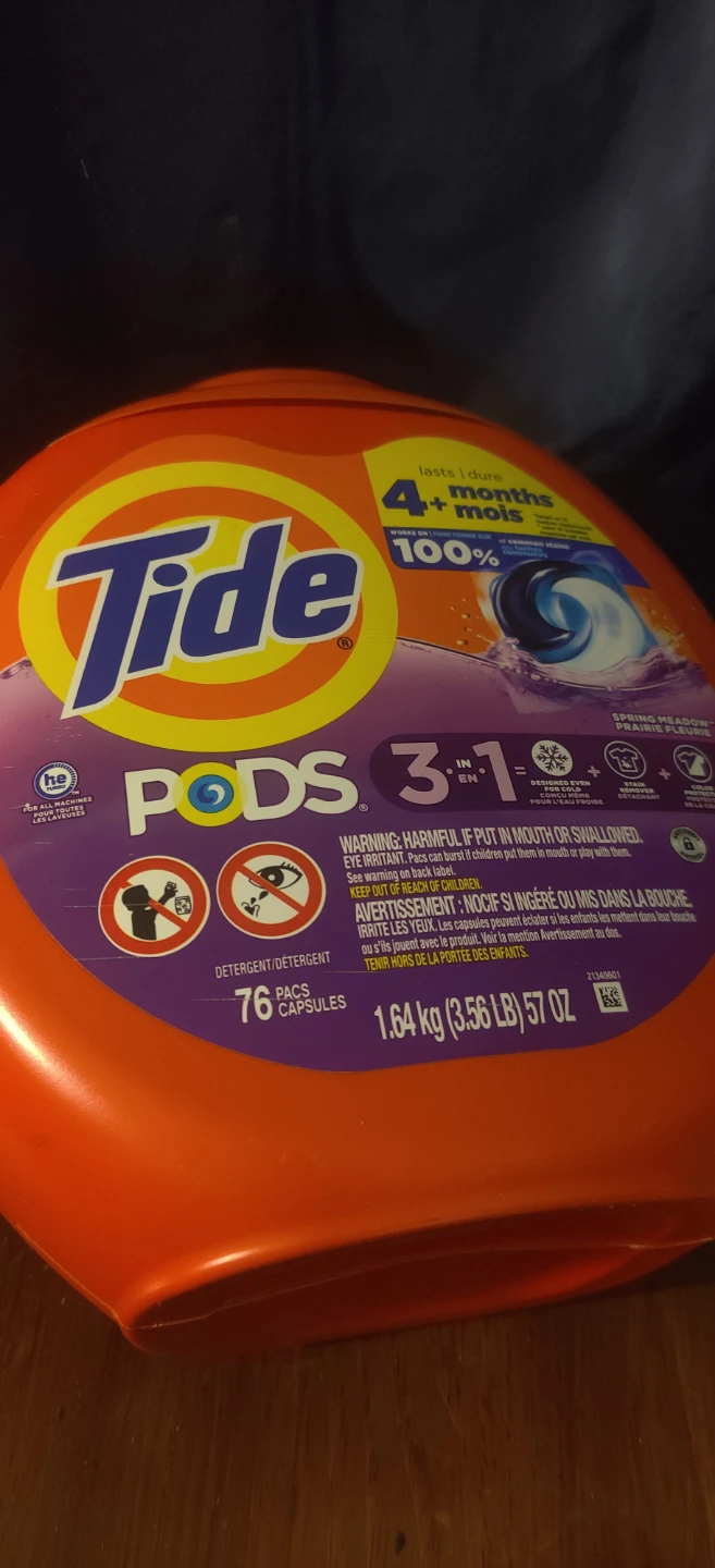 Tide PODS 3-in-1 Laundry Detergent 76 count - photo 2