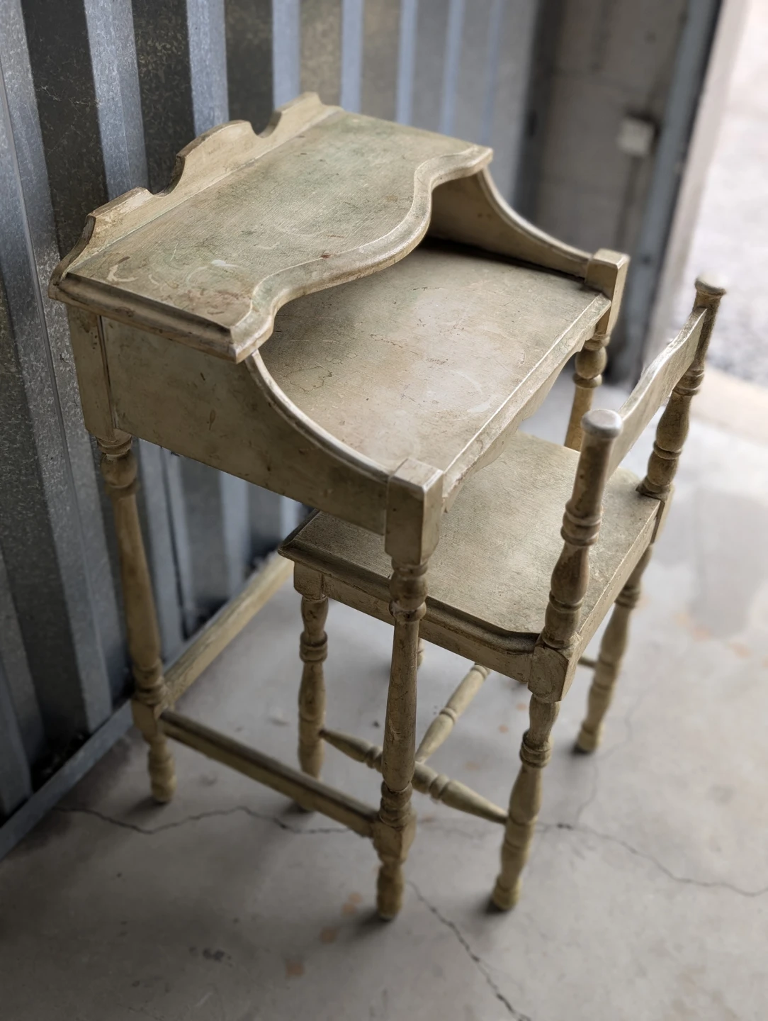 Vintage vanity desk and stool set - photo 2