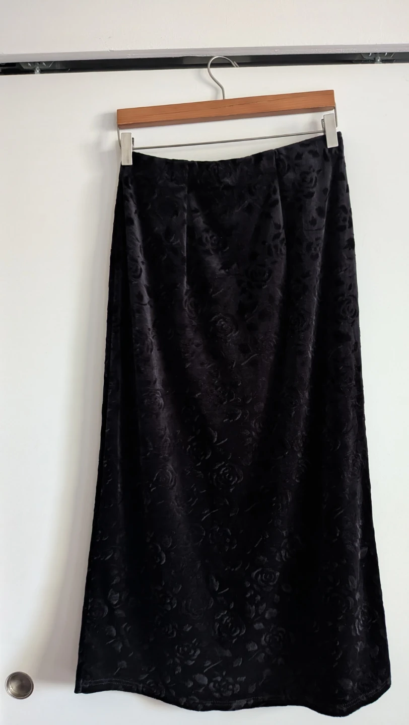 Vintage Maxi Skirt - Black velvet rose burnout