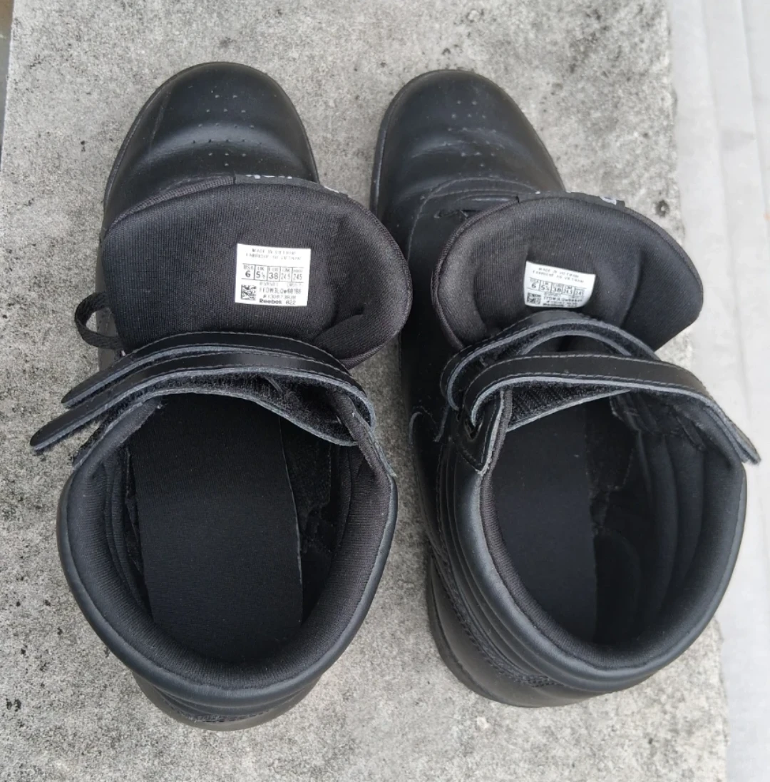Reebok Black High-Top Sneakers - photo 3