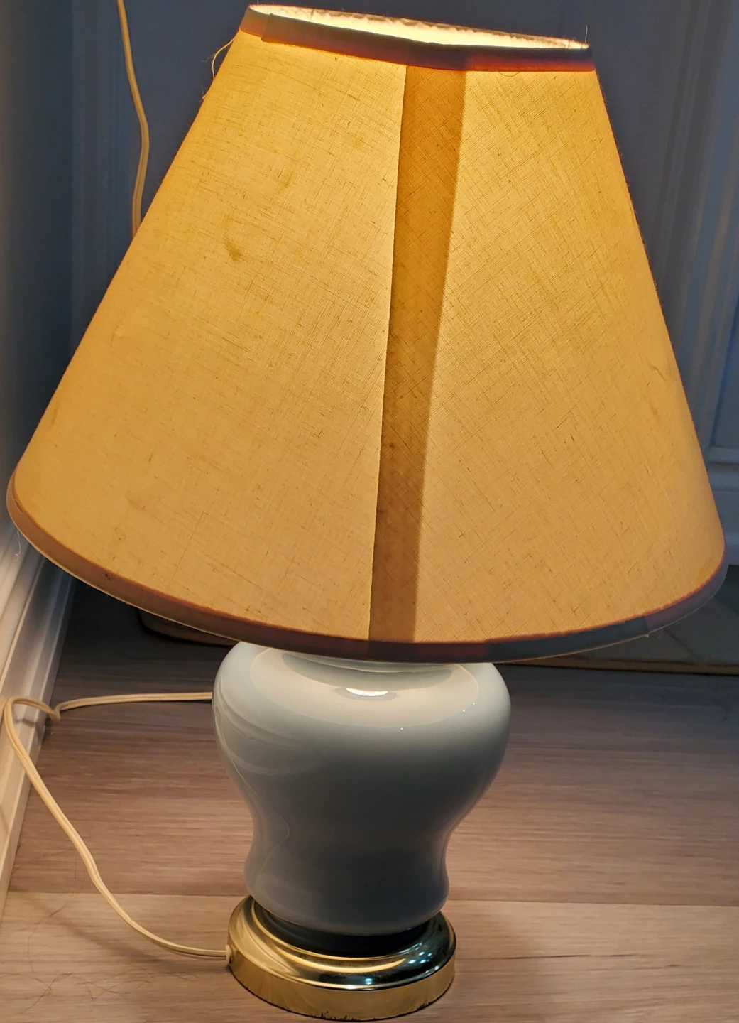 Moving sale Bed lamp - photo 3