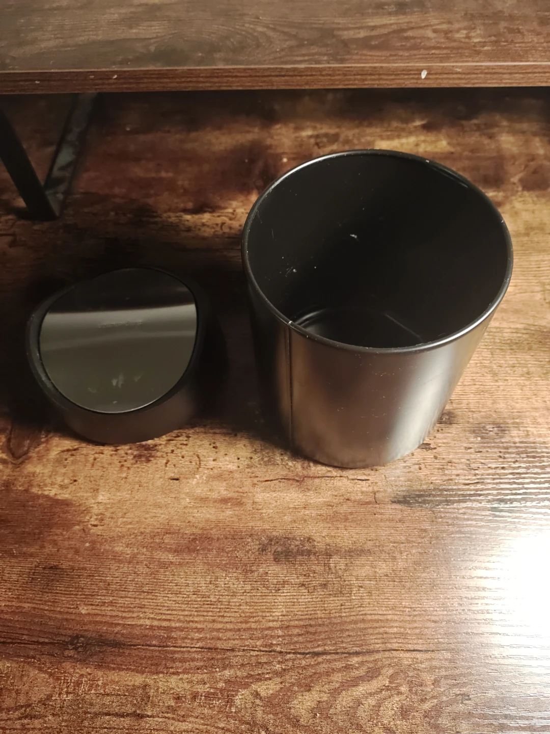 Black Desk Trash Can - photo 2