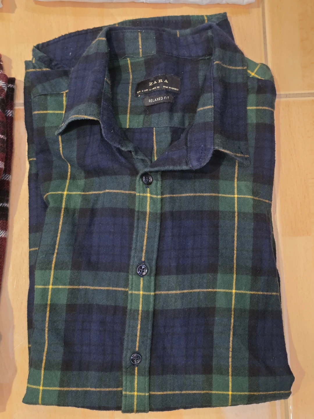 Men’s Shirts – Excellent Condition - photo 5