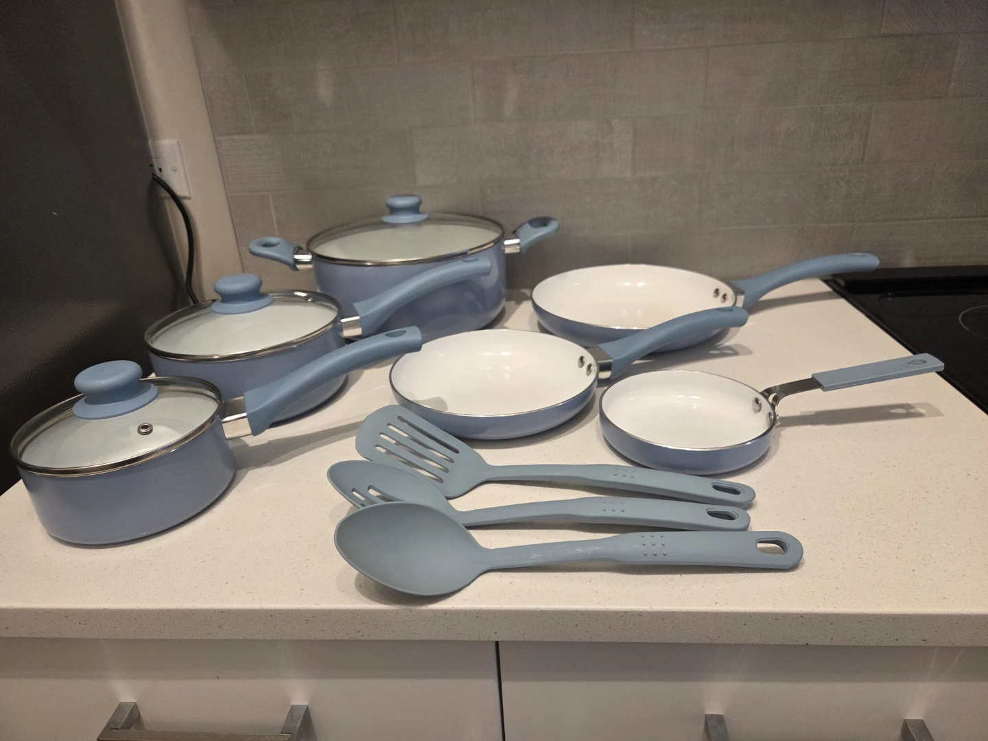 Mainstays Ceramic Nonstick 12 Piece Cookware Set, Blue Linen