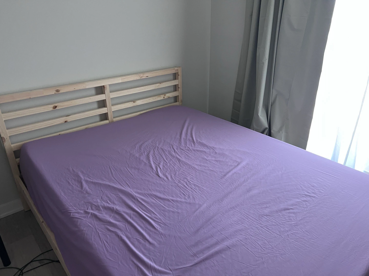 Ikea Tarva Bedframe - Queen - photo 3