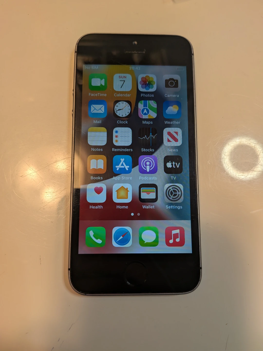 iPhone SE 16GB