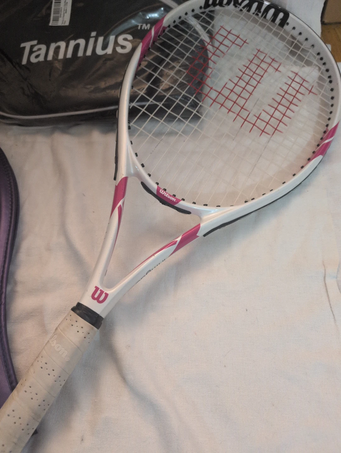 Wilson and Slazenger Tennis Rackets with Tannius Bag - photo 4