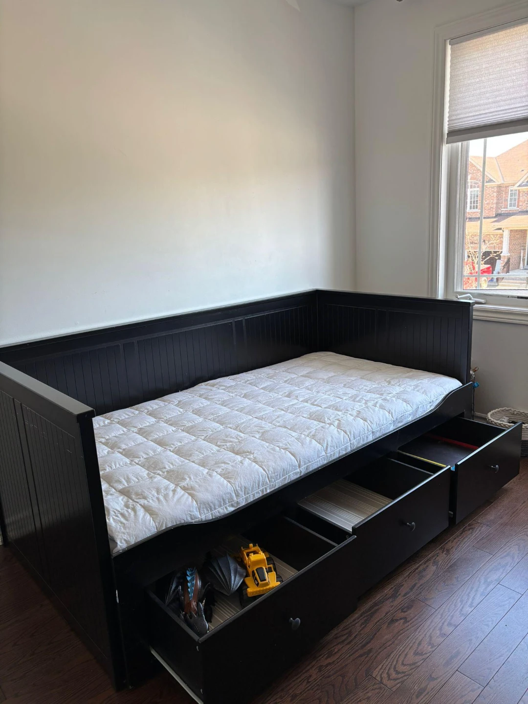 IKEA HEMNES Daybed with 3 Drawers – Great Condition - photo 2