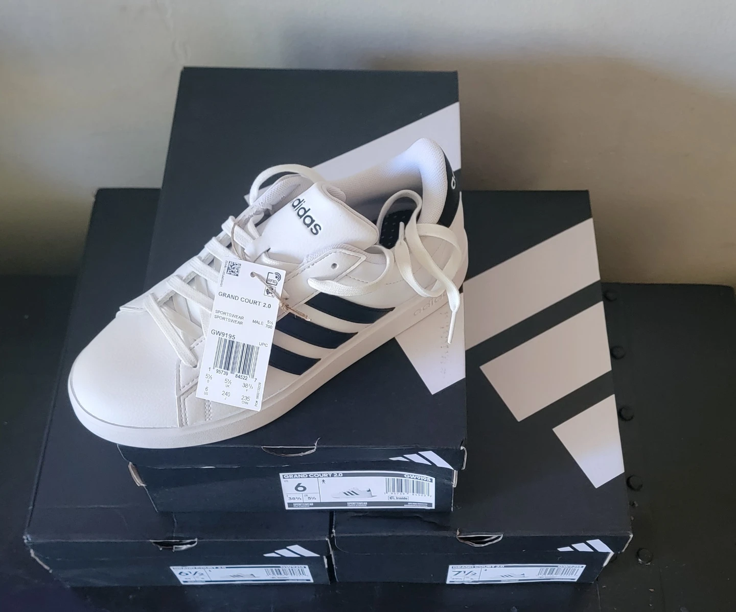 Adidas Grand Court 2.0 Shoes - White/Black (Size 6)