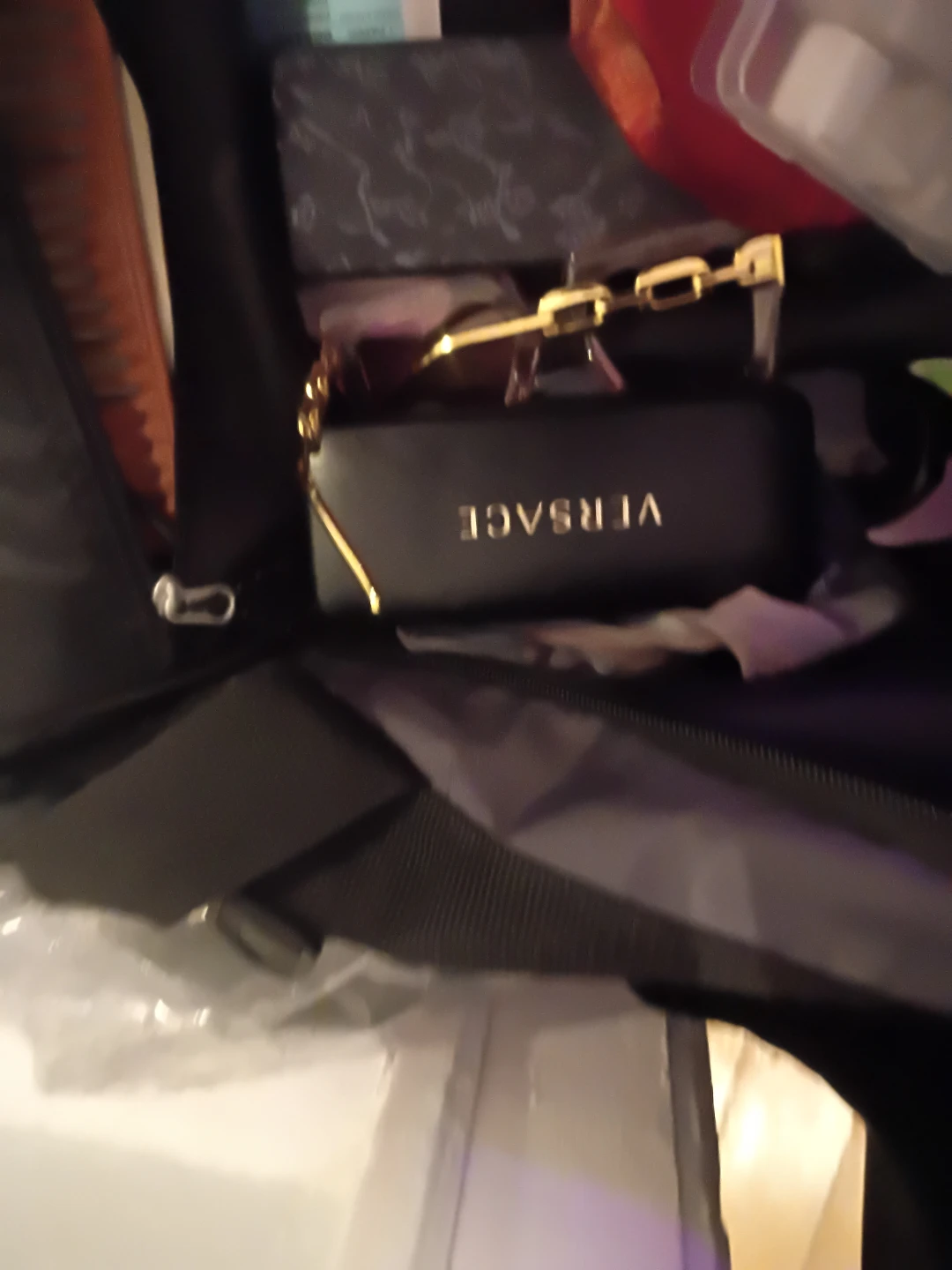 ⚽Versace Sunglasses with Case
