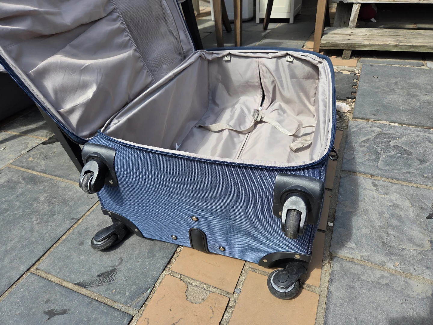 Samsonite Blue Hardside Spinner Suitcase - photo 4