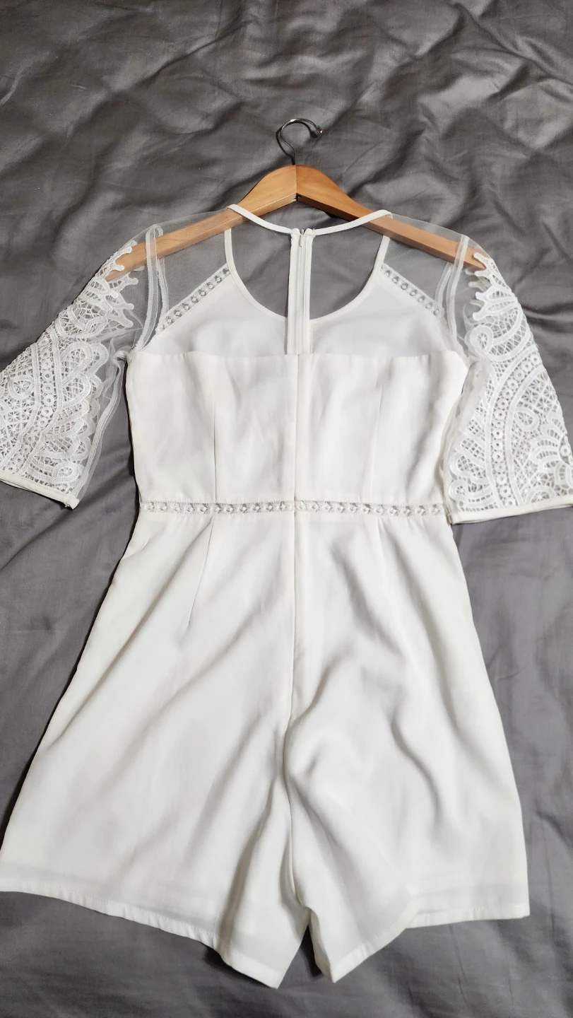 White Lace Sleeve Romper Small - photo 5