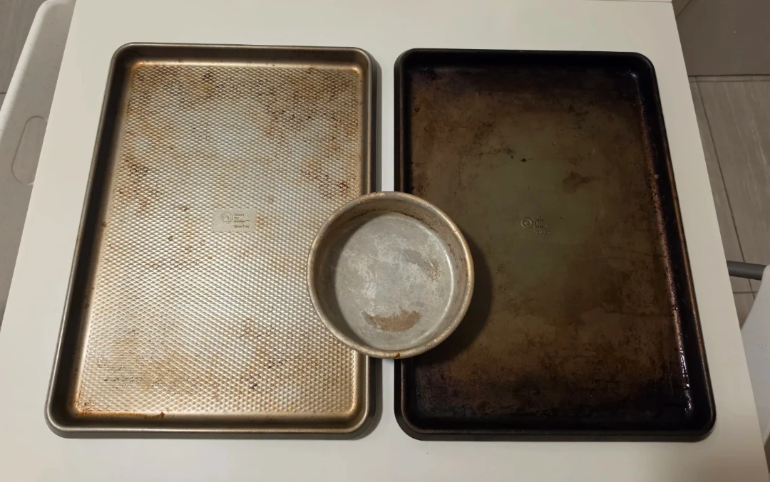 Baking pans