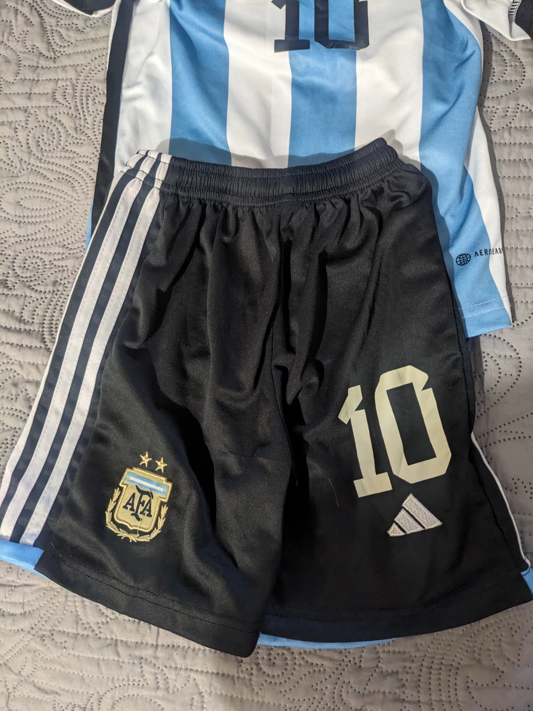 Argentina Messi #10 Soccer Jersey and Shorts Set Size 22 - photo 2
