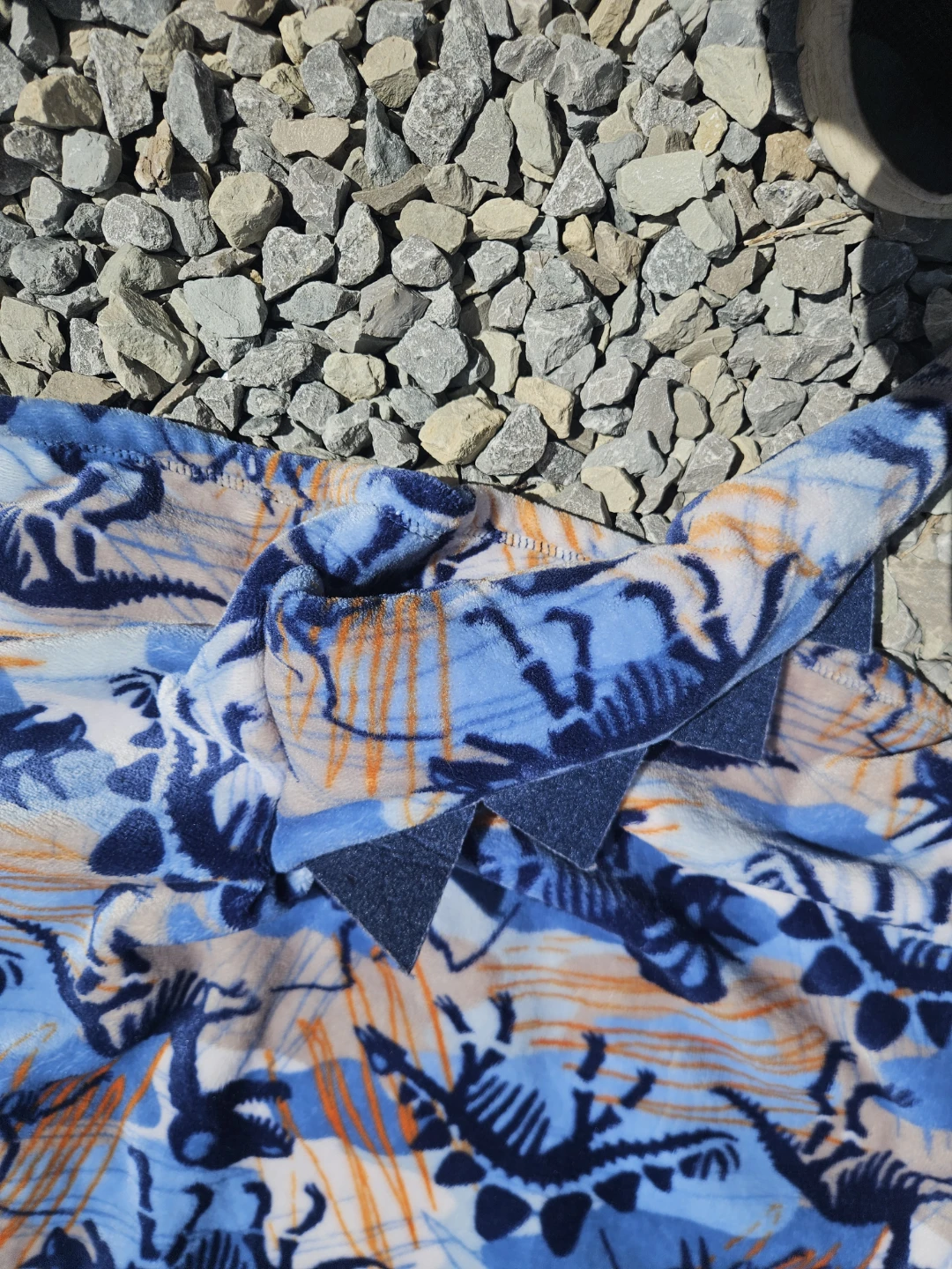 Kids Dinosaur Print Fleece Blanket Robe, tail and hood - photo 4