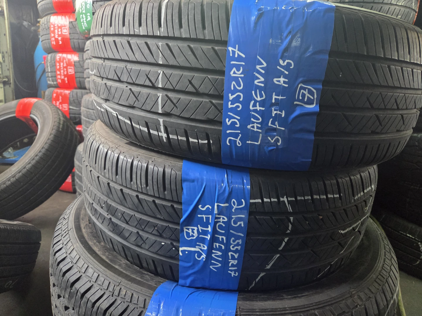 Laufenn 215/55R17 Tires