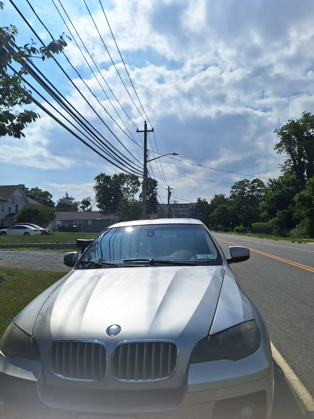 Silver BMW X6 SUV - photo 4