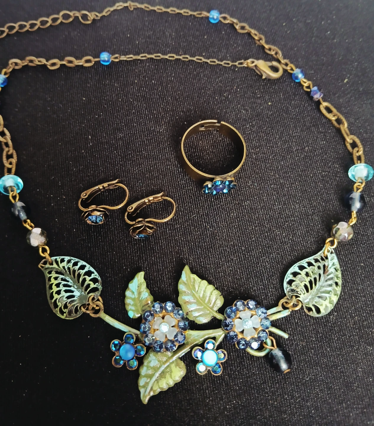 Jewellery Set - Necklace, Earrings, and Ring