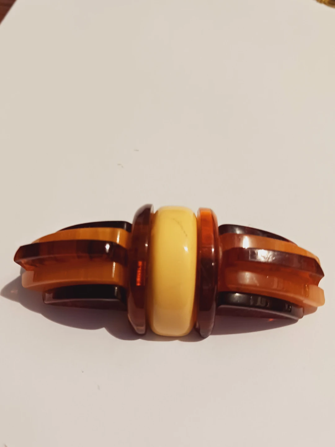 Vintage Bakelite Large Brooch - photo 2