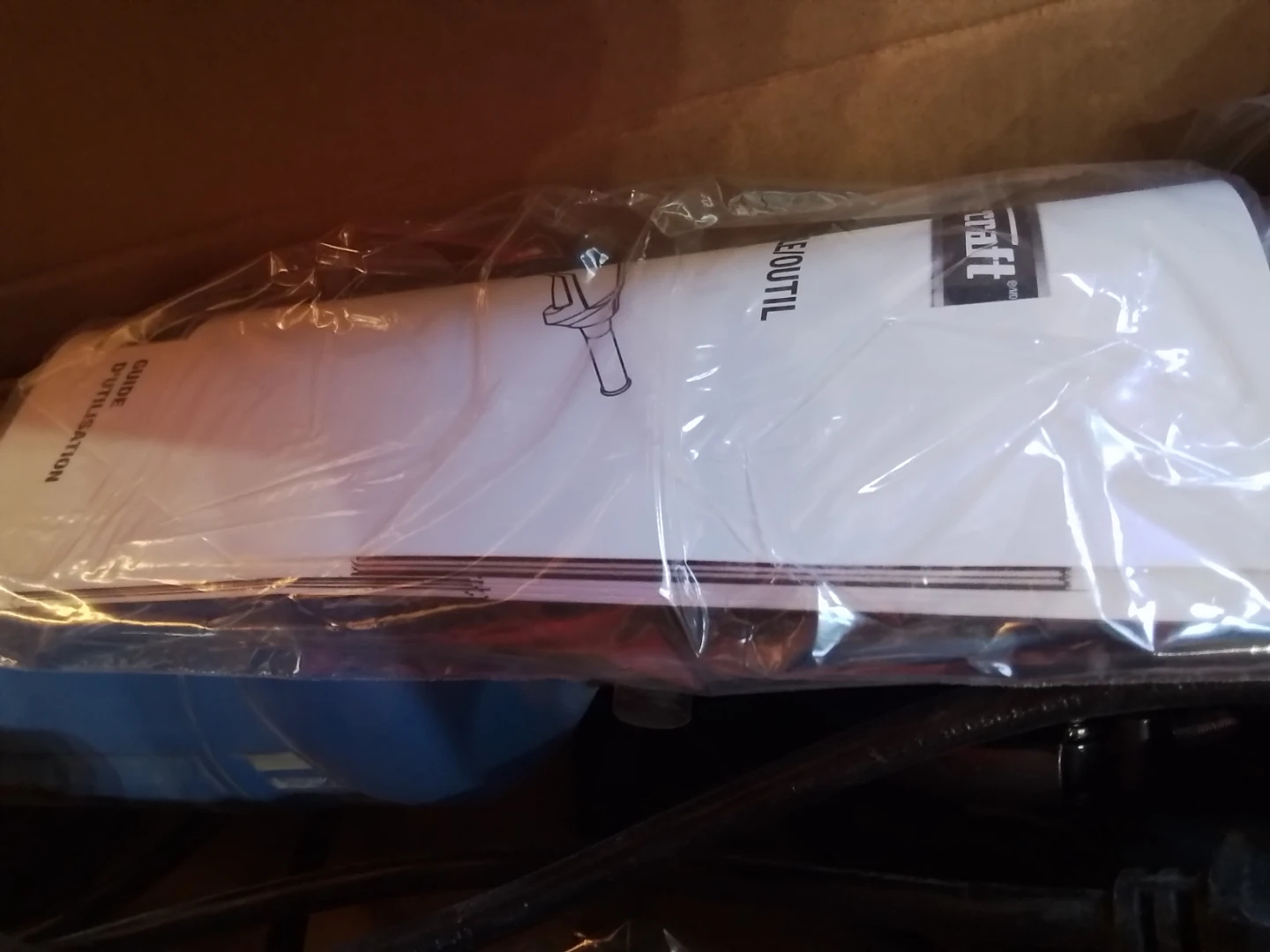 NEW IN BOX: Mastercraft 9A Corded 5-inch Angle Grinder Kit - photo 3