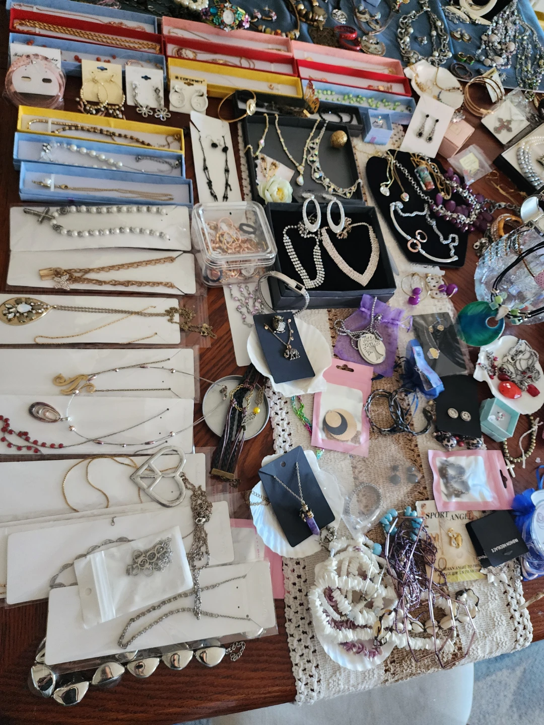Assorted costume jewelry collection - photo 3