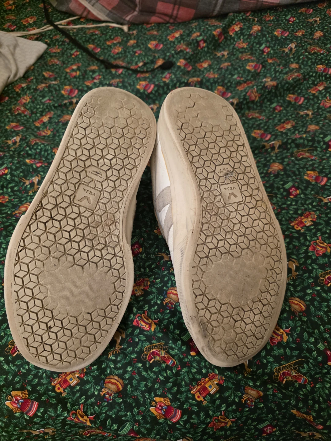 Veja womens Sneakers Size 8 US - photo 2