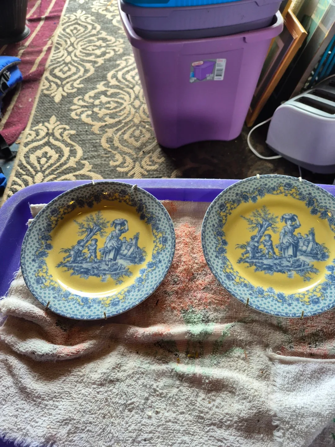 Formalities by Baum Bros decorative plates