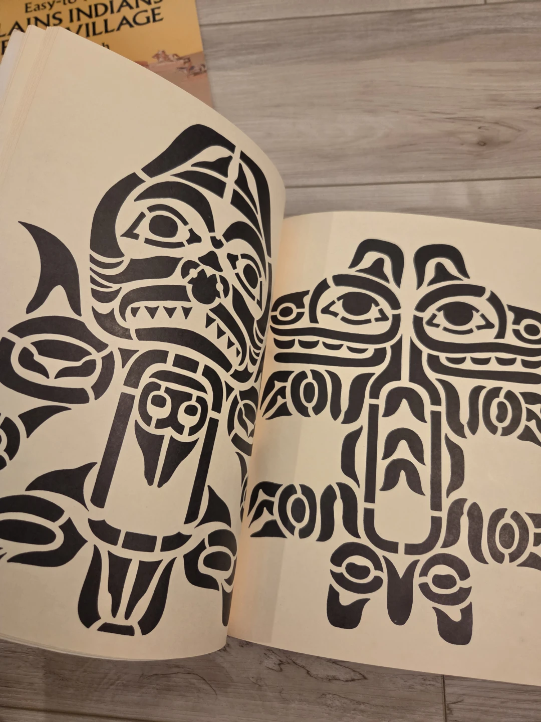 American Indian Stencils, Teepee Village,  & Sign Laungage Book - photo 2