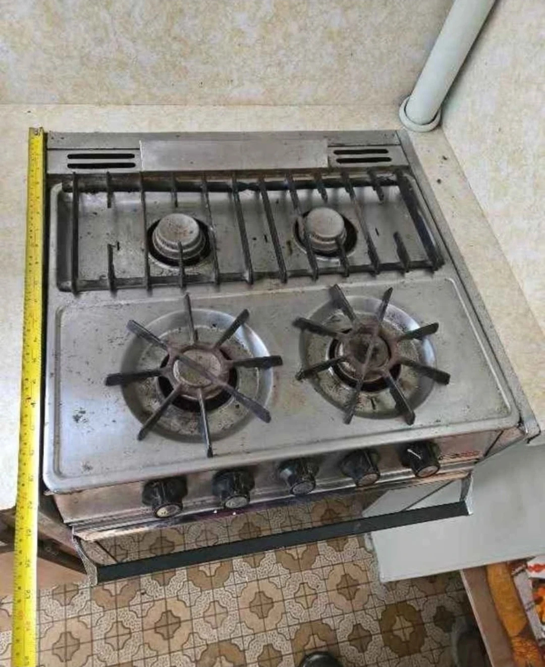 Safari 4-Burner Propane Stove with Oven - photo 2