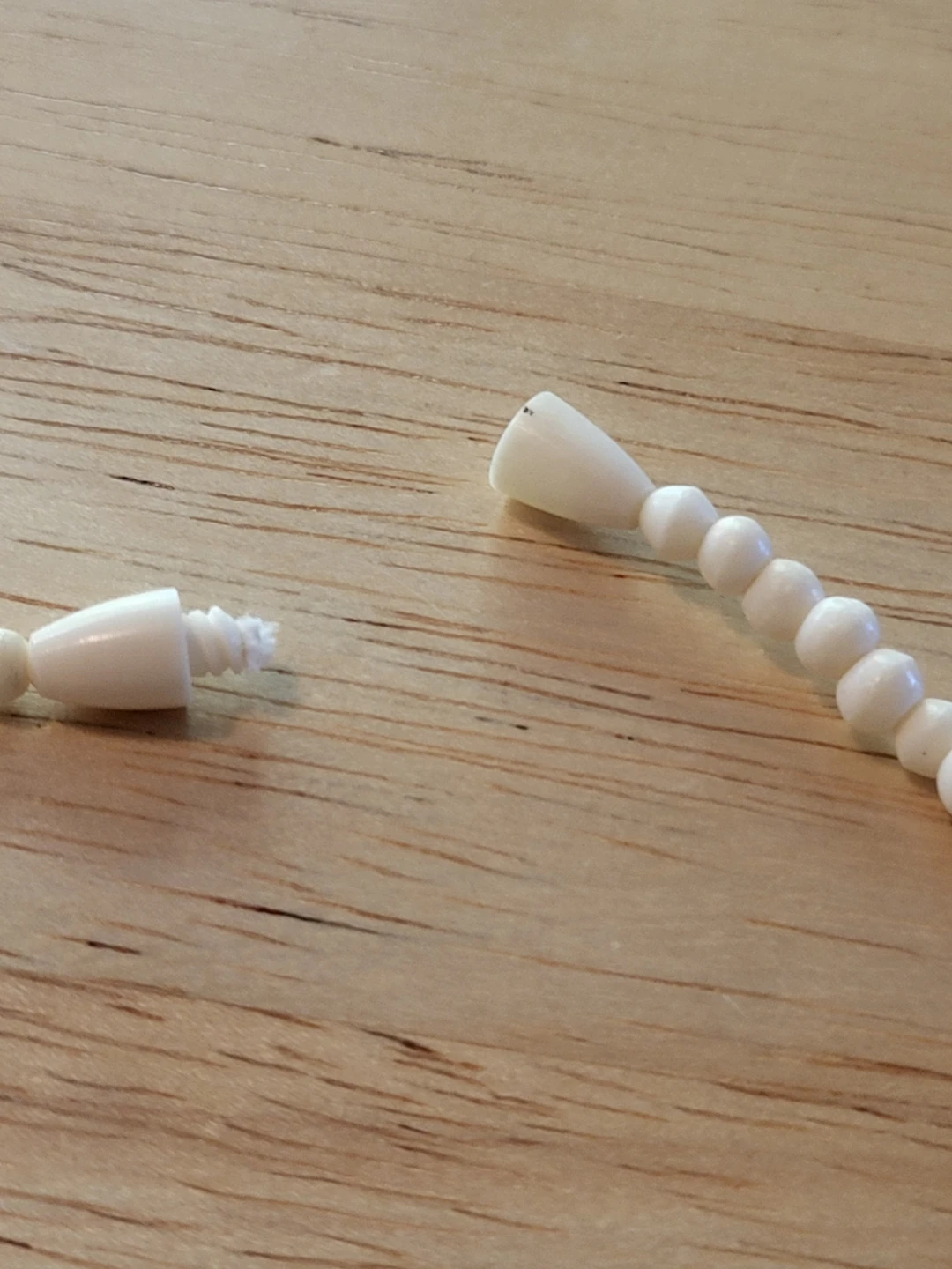 White Flower Lei Necklace - photo 2