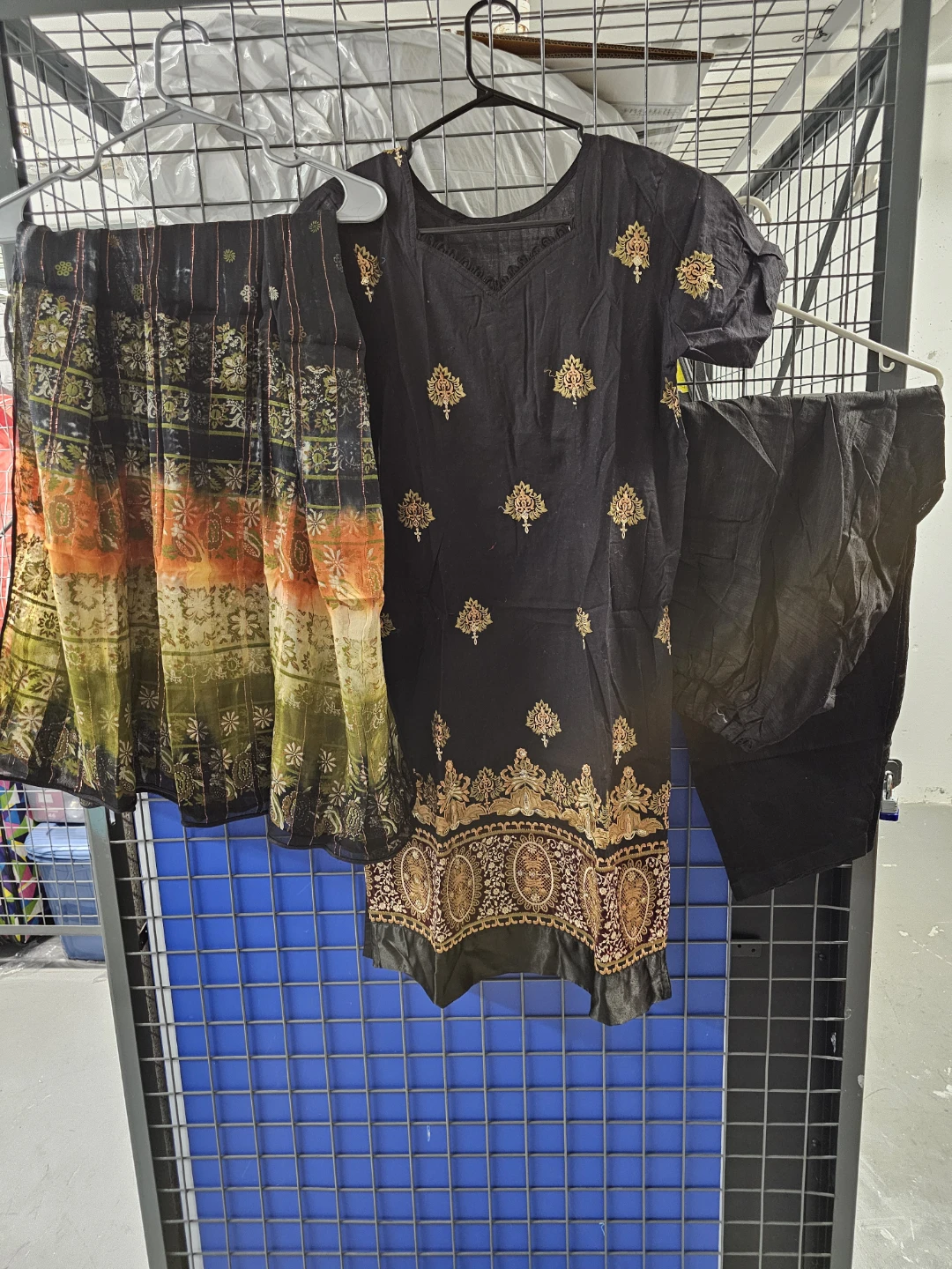 Black Indian Kurti with Pants and Dupatta Set - photo 2
