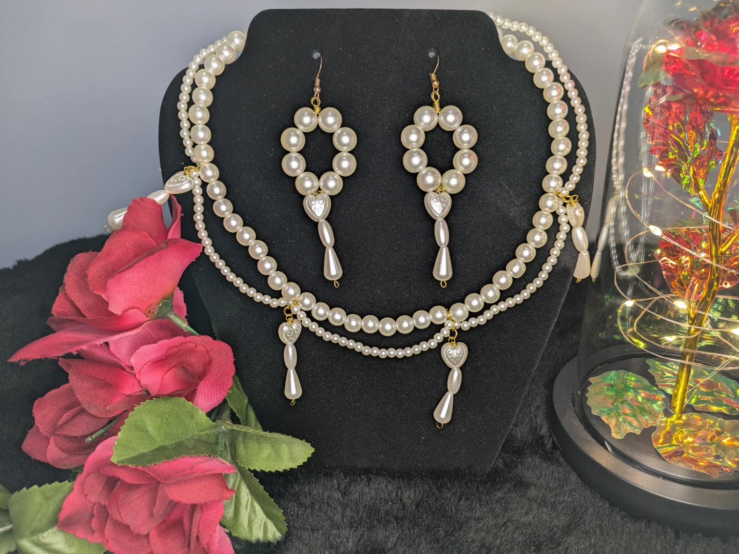 Elegant mythical pearl necklace set