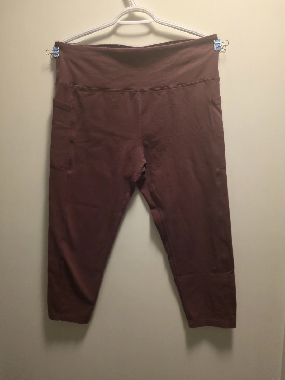 Tuff Athletics Women's Capris XL/TG